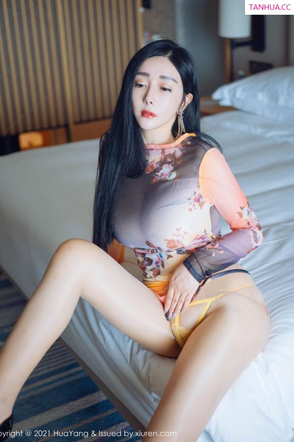允薾  允薾桂林旅拍 绚丽轻透服饰第18张图片